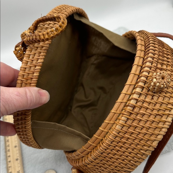 Crossbody Round Rattan Wicker with Brown Leather Strap Purse - Picture 6 of 6